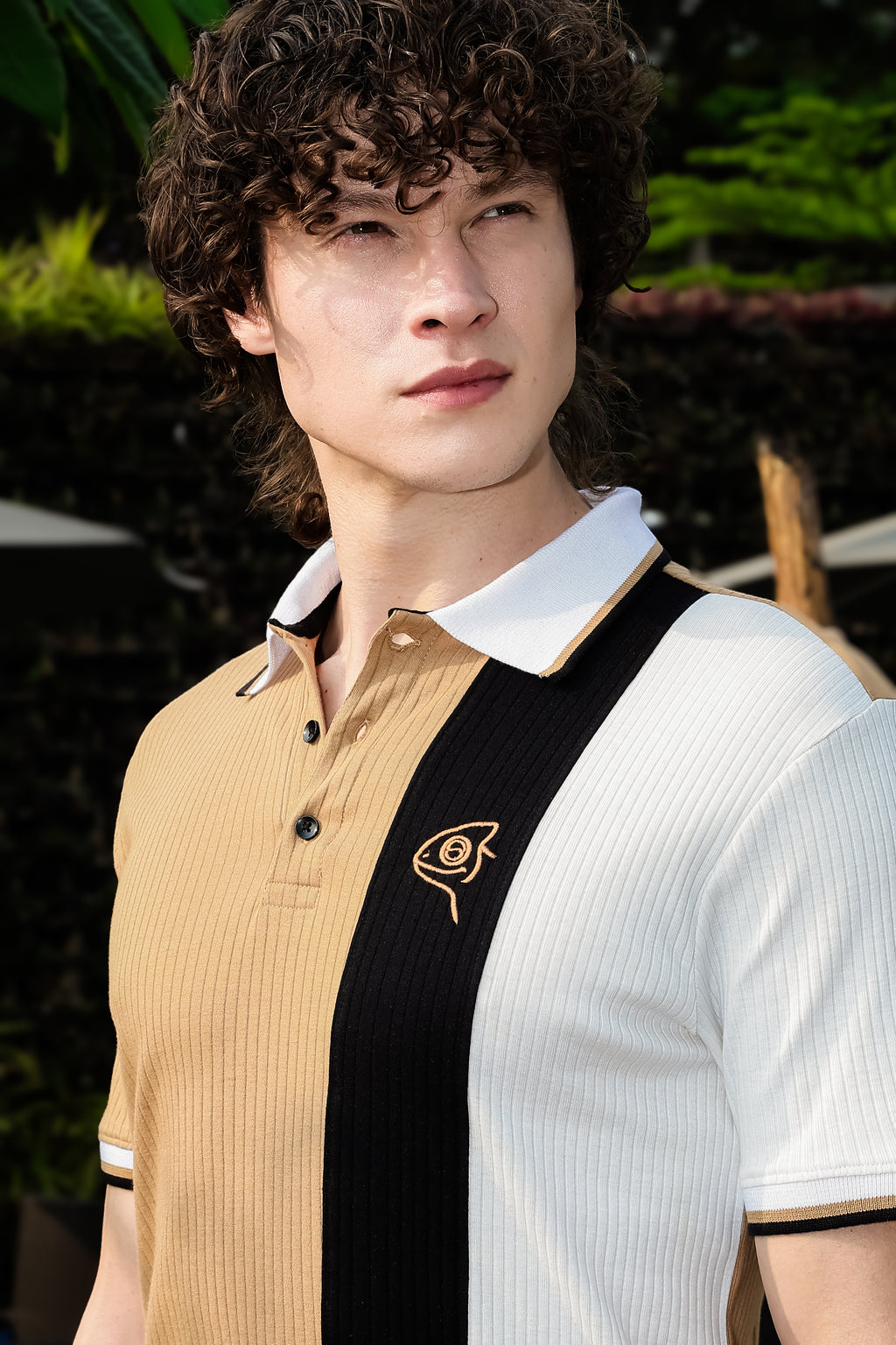 SAKES Brown Retro Polo Tshirt