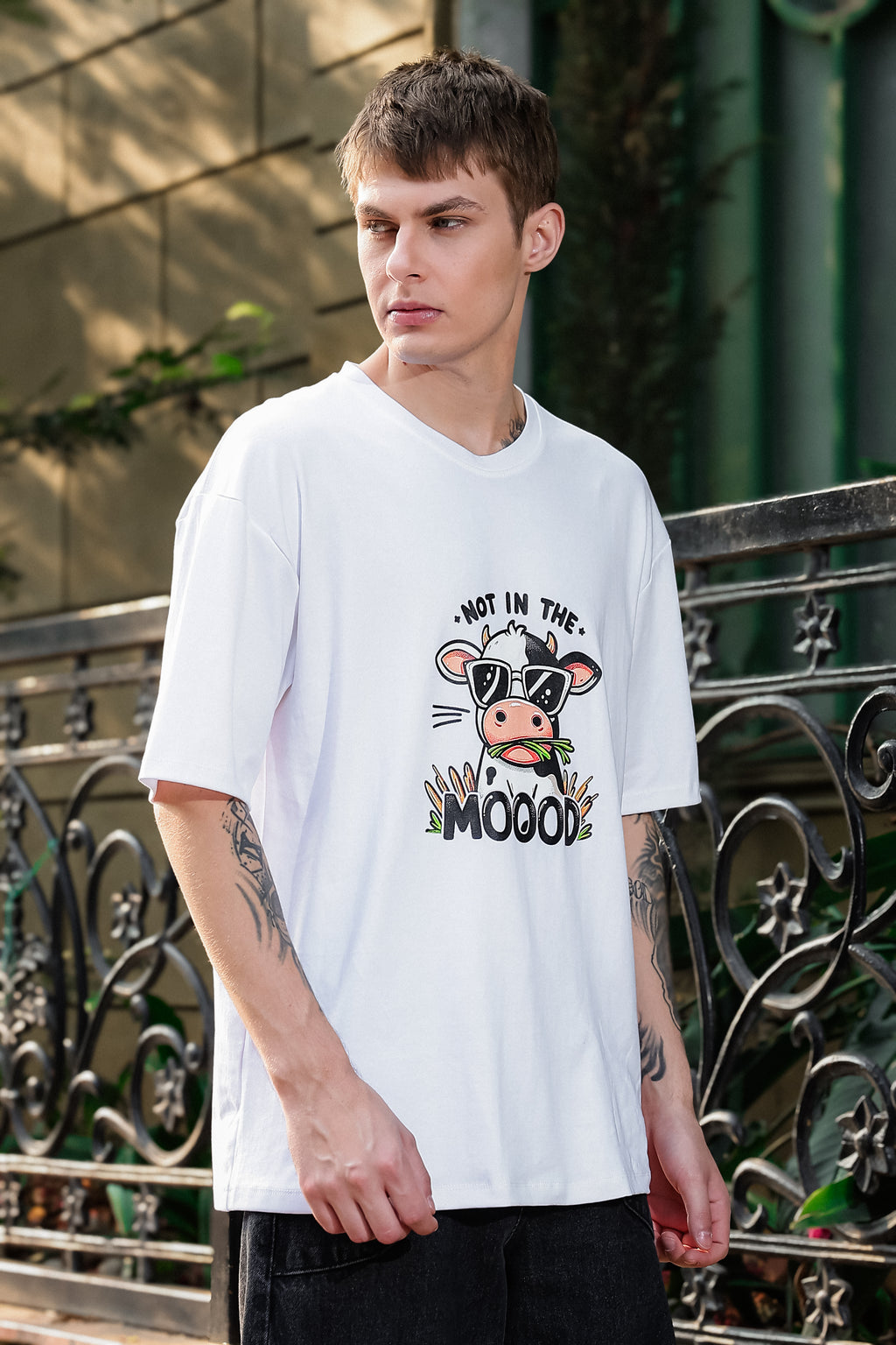 Moo Mood White Oversized Tshirt