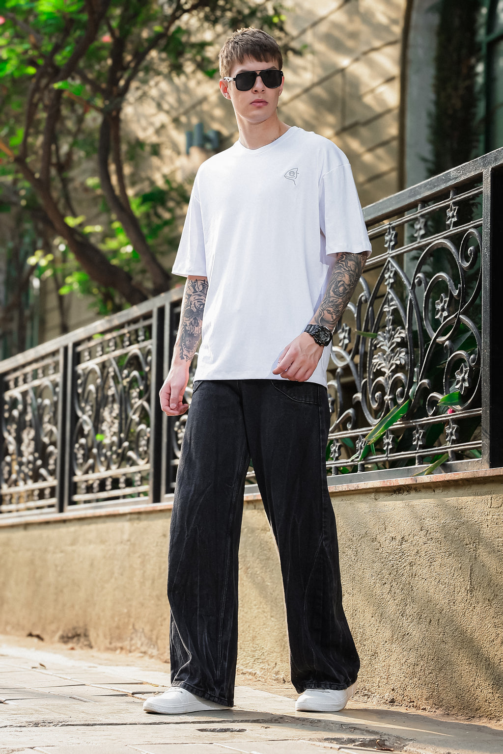 Chameleon Shift White Oversized Tshirt