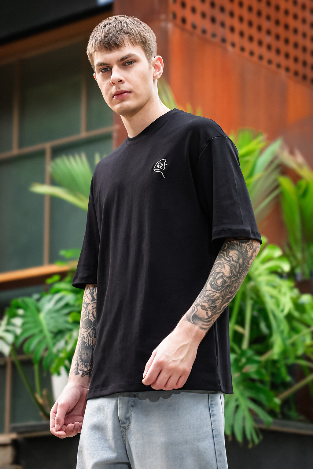 Chameleon Shift Black Oversized Tshirt